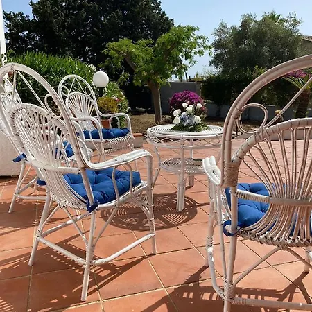 Sara - Con Piscina
