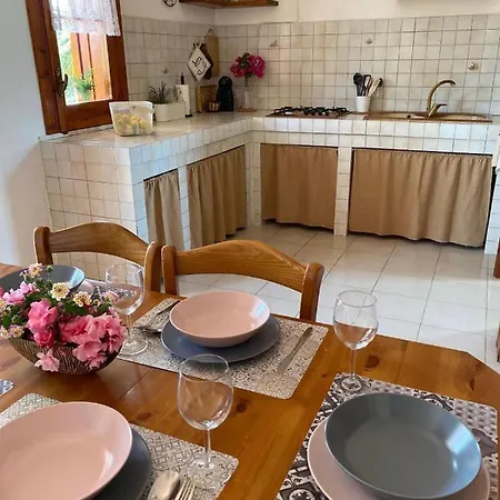 Villa Sara - Con Piscina